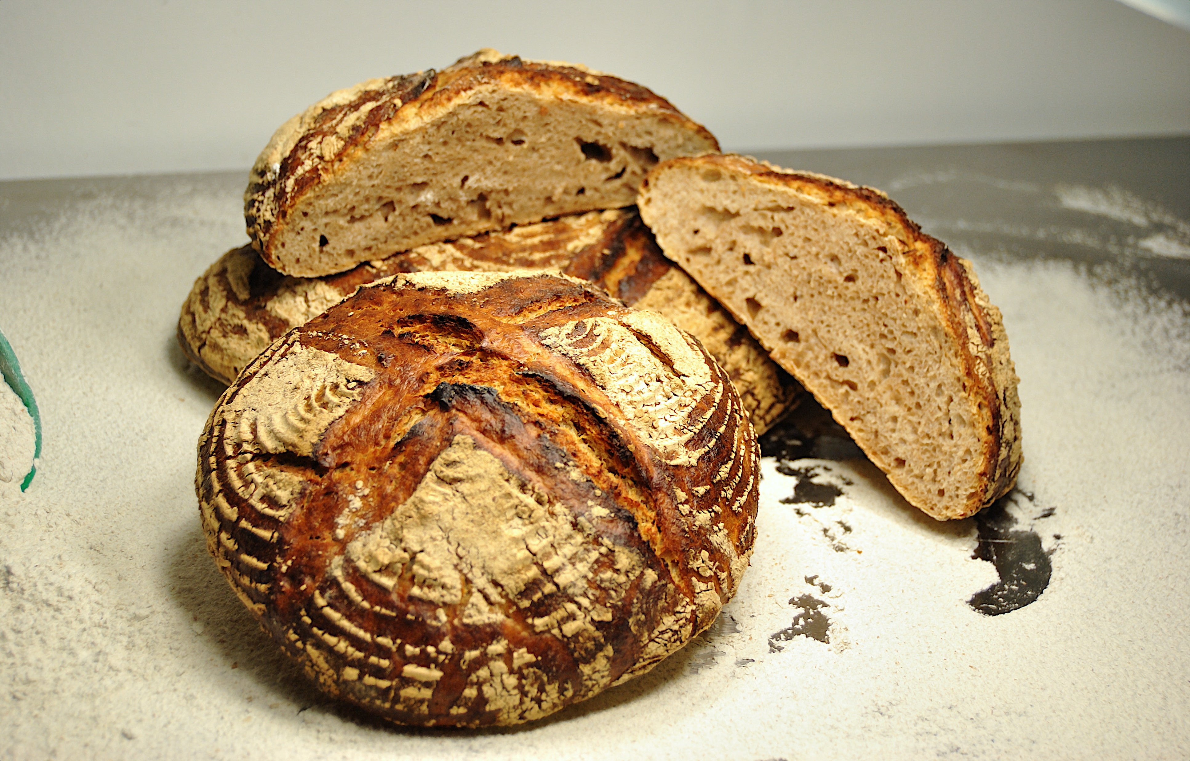 Harvest Heritage Loaf - Pain de Méteil